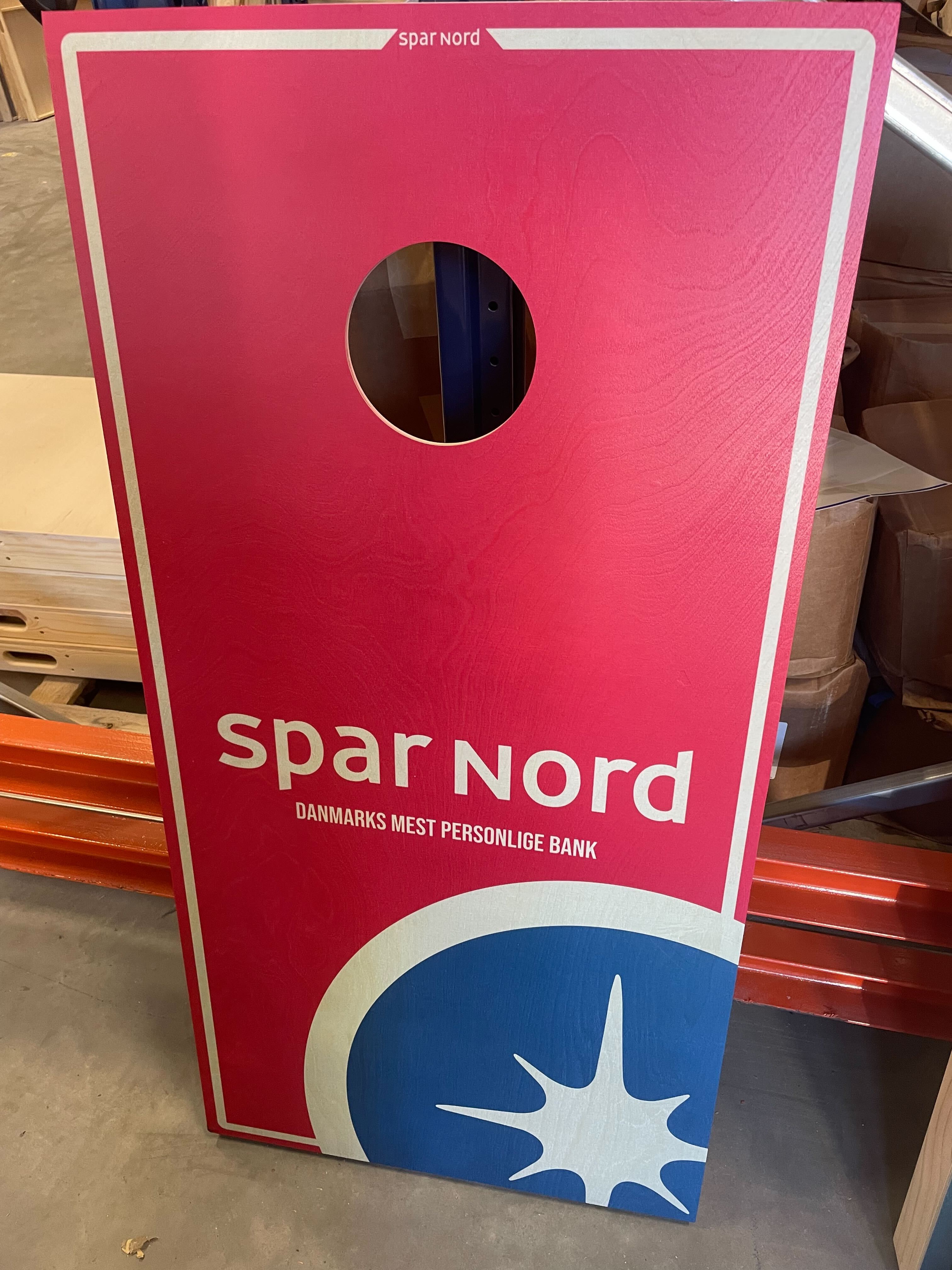 Cornhole.dk/Ærtepose-spil/bean-bag-spil/cornhole-spar-nord/cornhole-1